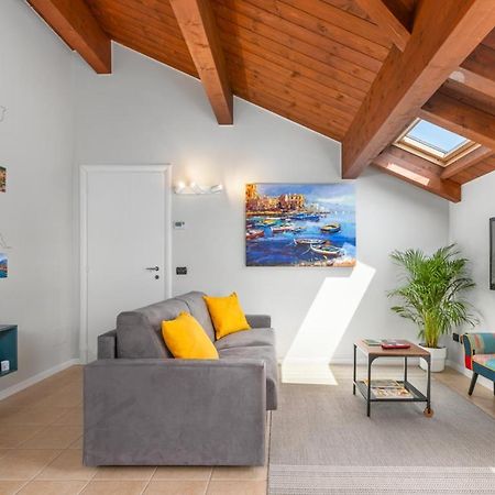 Casa Gialla 7A, New Apartment Milano&Como Bregnano エクステリア 写真