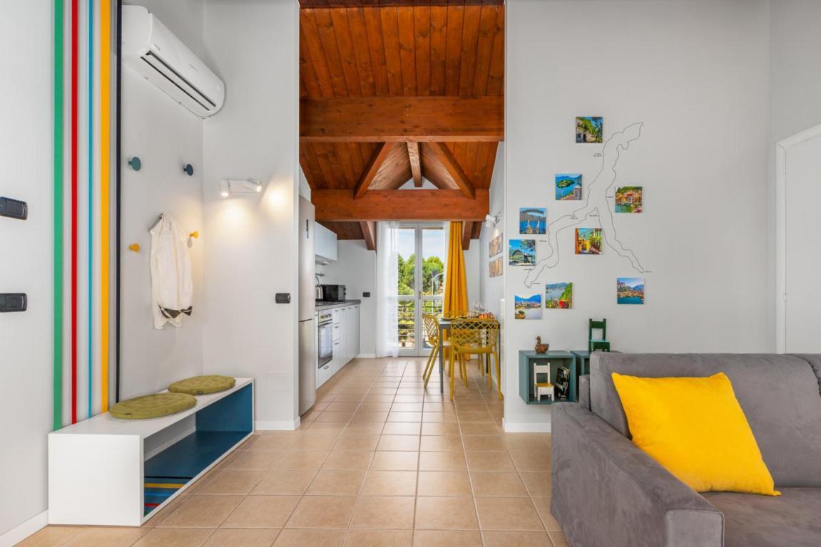 Casa Gialla 7A, New Apartment Milano&Como Bregnano エクステリア 写真